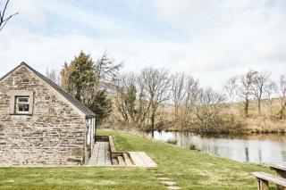 Penuwch Boathouse - cottage in Wales with indoor pool - 7