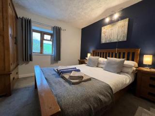 Penuwch Boathouse - cottage in Wales with indoor pool - 5