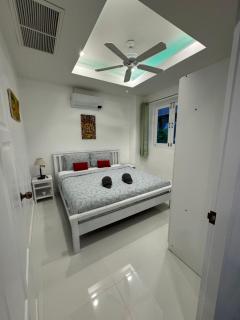 4 Bedroom Villa with private pool on Beach Front Resort - 2