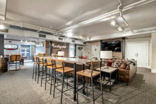Nashville Honky Tonk Suite 6 BR by Maddox Hotel - 8