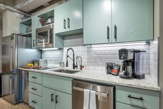Nashville Honky Tonk Suite 6 BR by Maddox Hotel - 3
