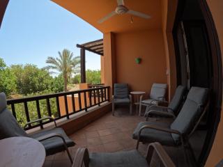 El Gouna South Marina Poolside 2-Bedroom Terrace Apartment Sleeps 4-Persons - 8