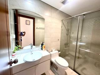 Landmark 2 Vinhome Central Park 2 Bedroom Apartments - 4