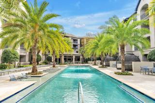 Ocean Breeze - 2BR-NRG-Med Center-Pool-Gym-Sleep 6 - 9