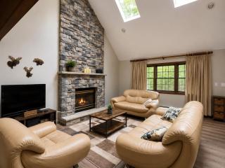 Pocono Retreat Family Home with Hot Tub Deck Sunroom Outdoor Pool Big Bass Lake Larsen Lake Gouldsboro Clifton Township - 1