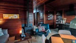 Rustic Wooden Cabin with Fireplace in Golden Circle - 2