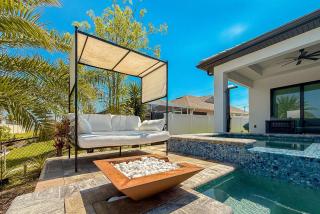 Waterfront Villa Capri | Dock + Gulf Access - 3
