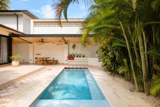 Sea Song House - Walking distance to the beach - 9