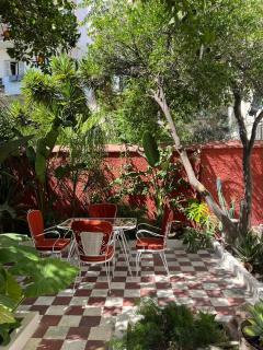 3-Bedroom Home with Private Garden - 3
