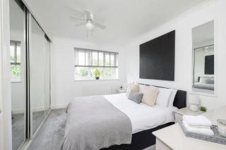 Comfortable 2 Bedroom Home with Parking in Taunton - 8
