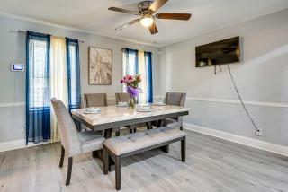 Spacious Home w/ Hot Tub, 14 Mi to Downtown ATL! - 3
