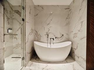 Crowne Plaza Tashkent by IHG - 2