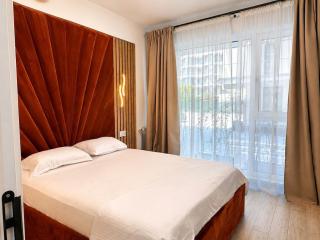 NeoPlace 2 - Meraki Pool & Spa Resort - 6