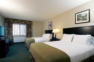 Holiday Inn Express Hotel & Suites Minneapolis-Downtown Convention Center by IHG - 9