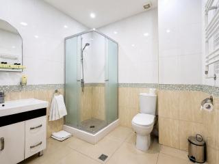 Cathedral Plaza Hotel - 7