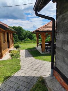 Wood & Hills Heritage Retreat with Private Spa - 6