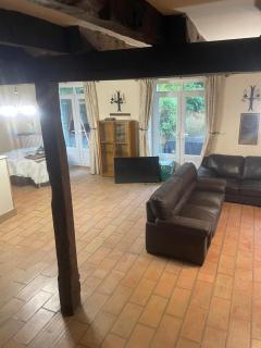 French farmhouse with lake - 6