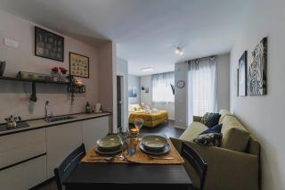 Maya Nest, Sampay Bay e Chicco Inn - Urban vibe in the heart of Bari - 3