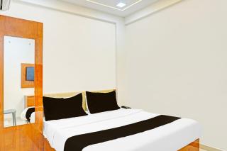 Townhouse Rising Surya Hotels - 2
