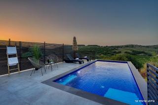 Sagit luxury suites - 5