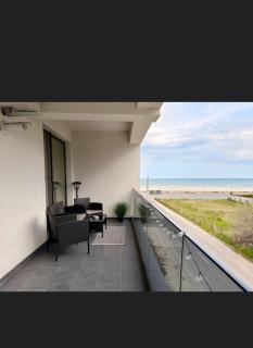 Cozy-Sea-Stay - 2