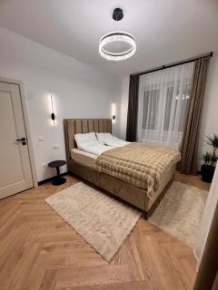 Aura Home - 4