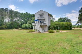 Pool & Dock Access! Bohannon Cottage on the Bay - 9