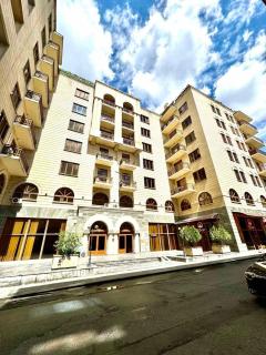 Republic Square by Elite Realty 2 bathroom - 0