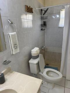 Dove Cove Comfort Suites - 9