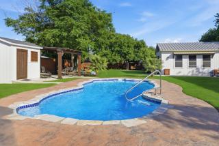 The Game Room Pool House - 2