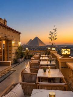 Crowne Pyramids View inn - 7