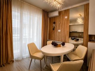 NeoPlace 62 - Meraki Pool & Spa Resort - 3