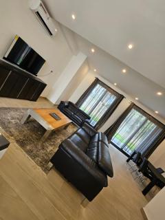 Waterfront Accommodations Villa 3B - 2