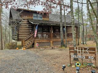 403 Deloris Road: Hill Country Cabin - 0