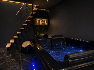 Éclipse - Loft Romantique - Jacuzzi - Cinéma Privé - 0