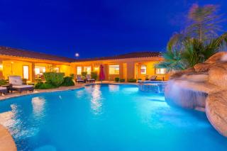 MIllionDesertDreamWaterslidePickleballCrtGolf - 3