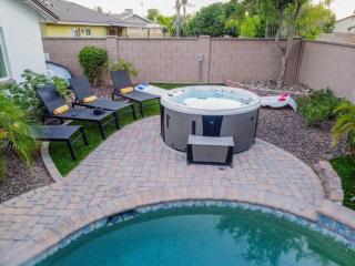 6BRHeated PoolGame RoomHot TubGolf - 6