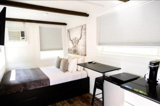 NEW! Cozy Container Home at Cliffside #4 - 1