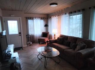 Monkey Tree Cottage - 1