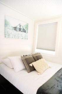 NEW! Cozy Container Home at Cliffside #5 - 9