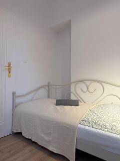 Lucca Guest Room - at Old Town Gdansk - 8