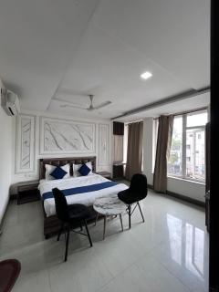 Hotel Bleess Residency Near PGI Chandigarh - 5
