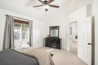 Flat Top Lodge - 3