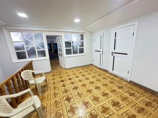 Chkalovka Guest House With Sevan View - 4