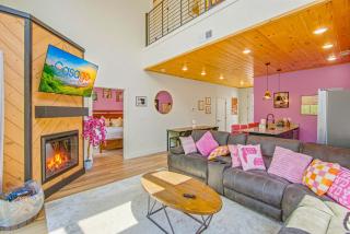 Luxury Cabin Near Dollywood Indoor Pool Hot Tub - 4