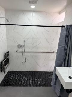 Rocky Inn Motel - 5