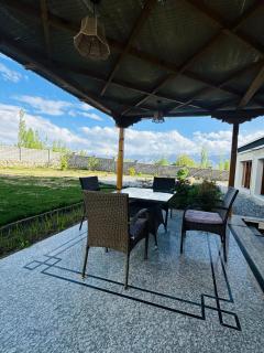 Raku Guest House - A Peaceful Stay in the Heart of Leh - 3