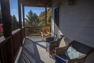 Bearfoot Lodge - 5