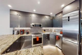 Mariners Court - 4 Laurel St Unit 219 - 5
