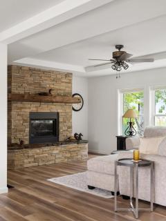 Mountain View Home on 2 Acres - 8
